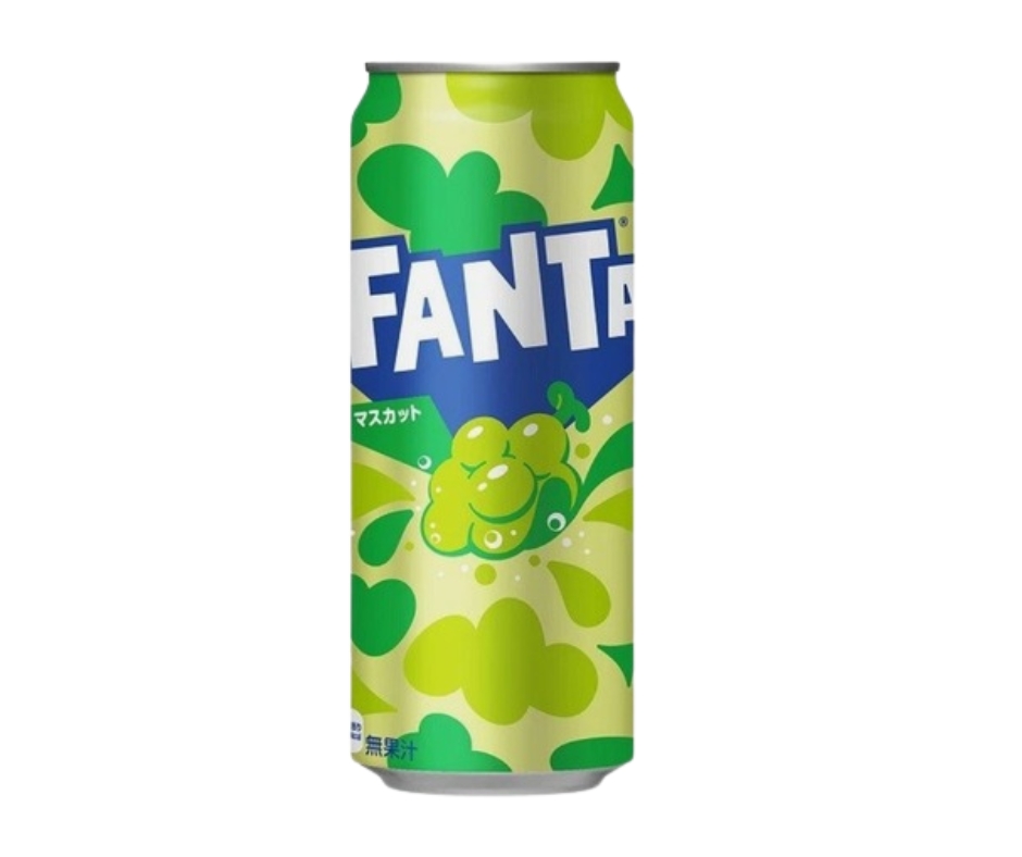 Fanta Shine Muscat Grapes – japońska Fanta o smaku winogron Shine Muscat w butelce 500 ml, dostępna w Snack Shop
